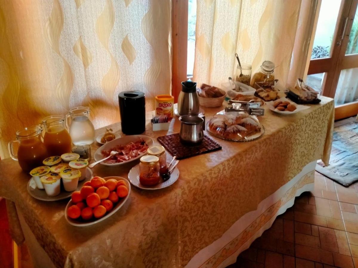 Agriturismo La Cantina Baratili San Pietro Eksteriør billede