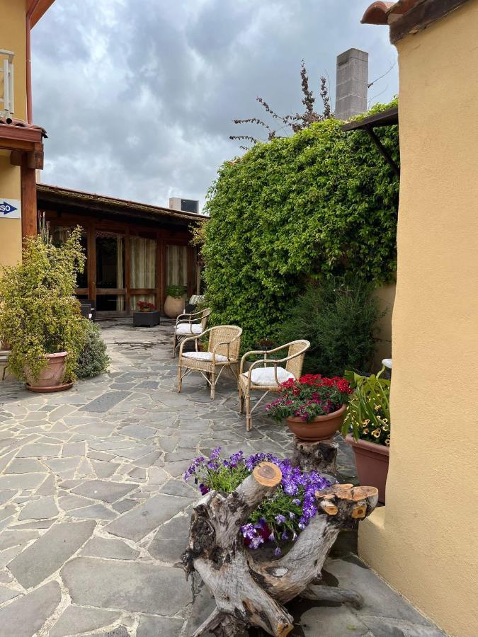 Agriturismo La Cantina Baratili San Pietro Eksteriør billede